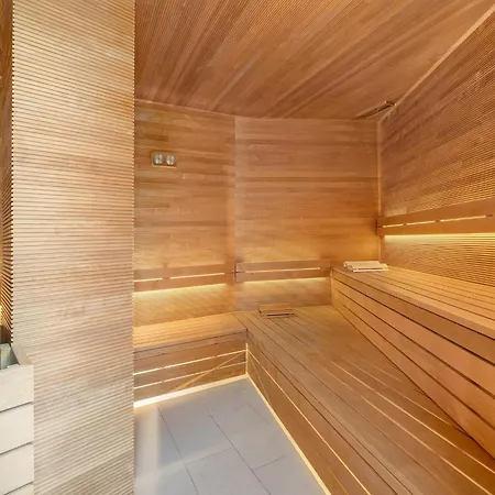 Holiday Studio Near The Beach, Pool, Sauna Apartment