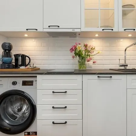 Apartment Holiday Studio Near The Beach, Pool, Sauna *