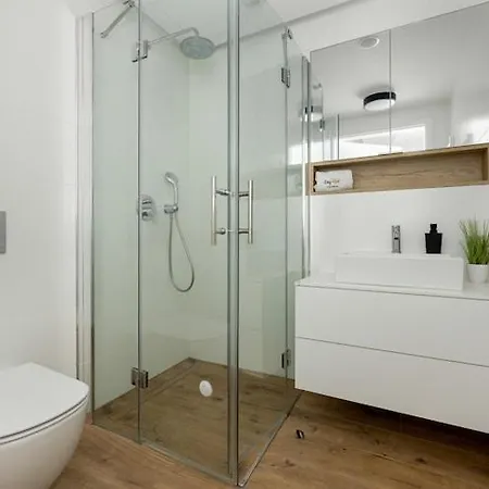 Appartement Near The Beach, Pool, Sauna