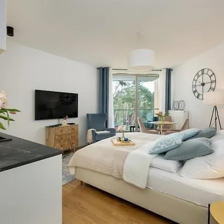 Near The Beach, Pool, Sauna Appartement
