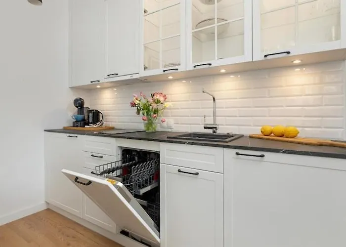 Holiday Studio Near The Beach, Pool, Sauna